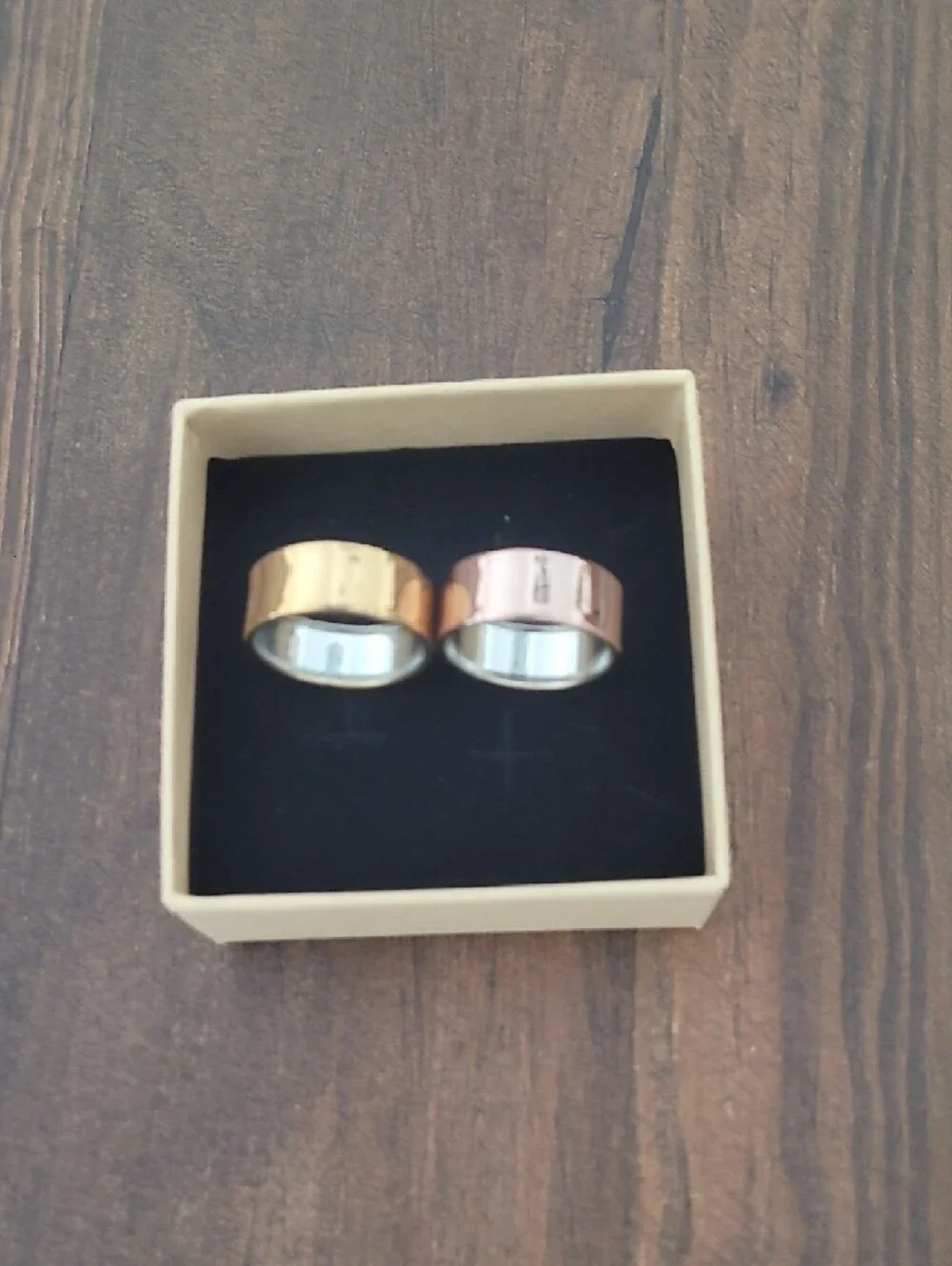 Ōura Ring 4 - Gold Smart Ring (Size 7)